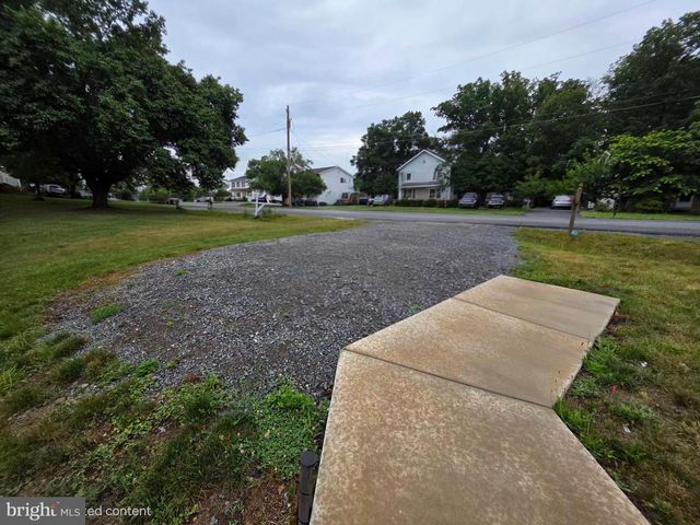 112 ASHLEY DR, Winchester, VA 22602
