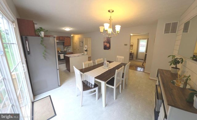 112 ASHLEY DR, Winchester, VA 22602