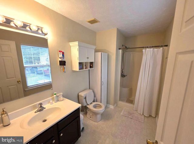 112 ASHLEY DR, Winchester, VA 22602