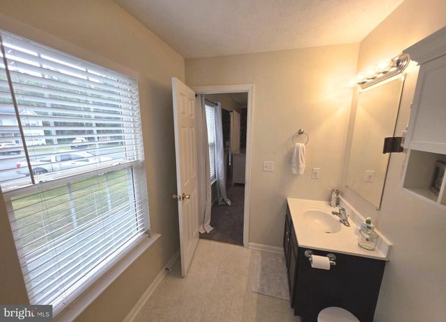 112 ASHLEY DR, Winchester, VA 22602