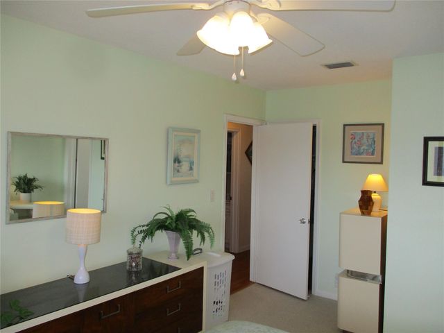 2100 NE 38th Street 217, Lighthouse Point, FL 33064