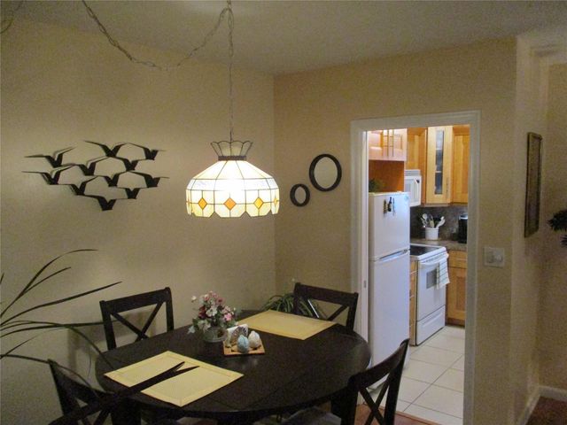 2100 NE 38th Street 217, Lighthouse Point, FL 33064