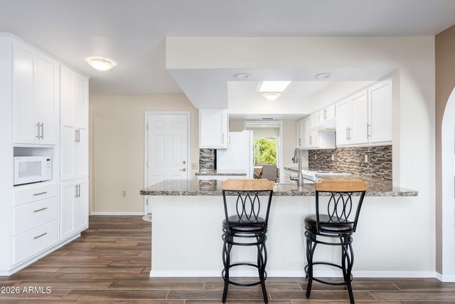 9811 W REDWOOD Drive, Sun City, AZ 85351