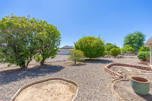 9811 W REDWOOD Drive, Sun City, AZ 85351