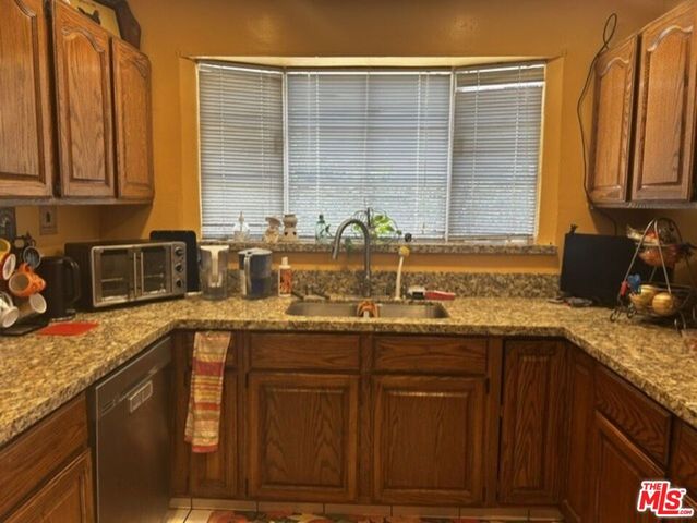3635 Aureola Boulevard, Los Angeles, CA 90008