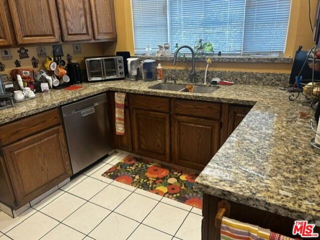 3635 Aureola Boulevard, Los Angeles, CA 90008