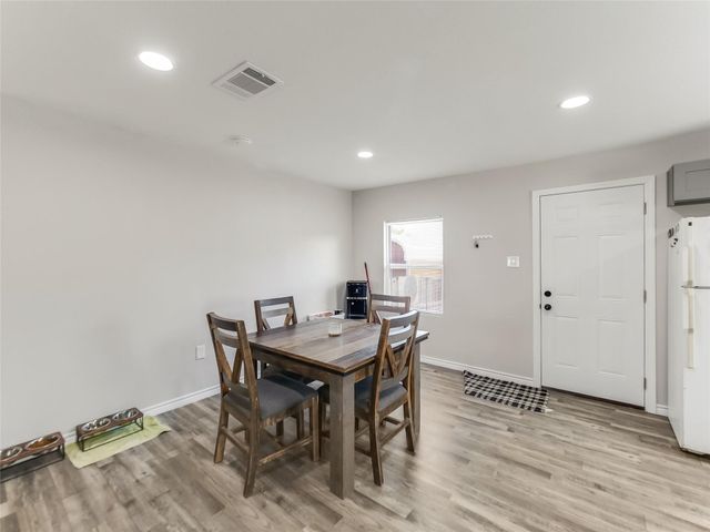 157 Lakeview Drive S, Livingston, TX 77351