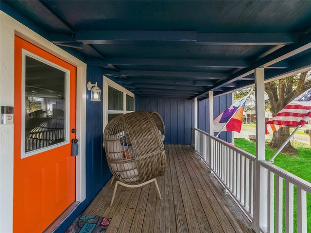 157 Lakeview Drive S, Livingston, TX 77351