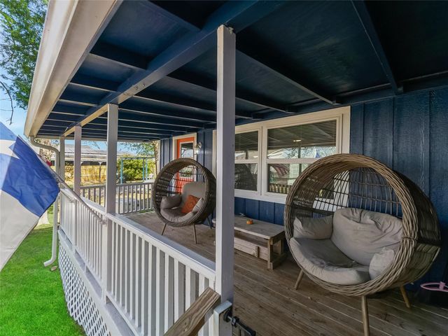 157 Lakeview Drive S, Livingston, TX 77351