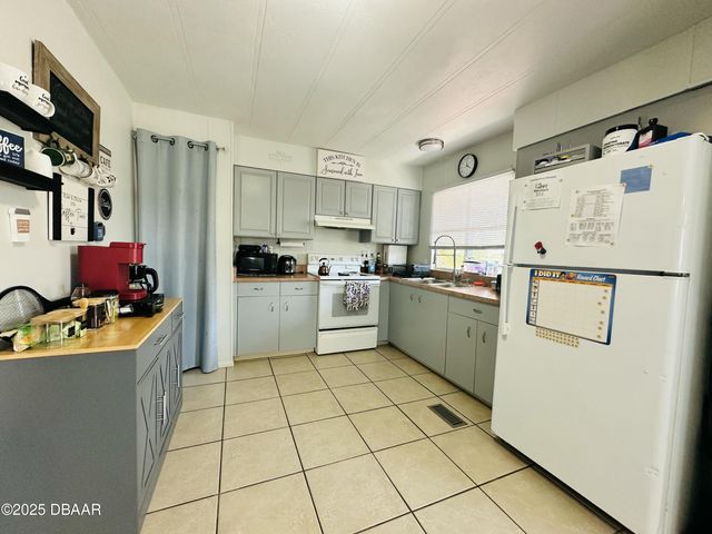 1813 Woodcrest Drive, Ormond Beach, FL 32174