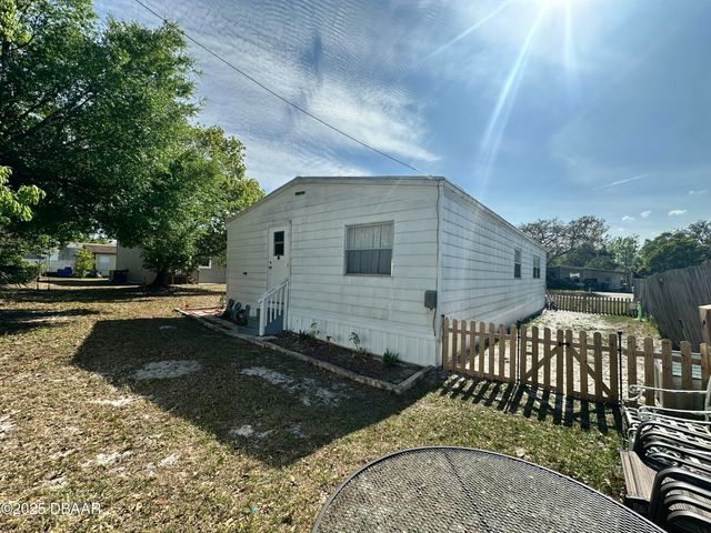 1813 Woodcrest Drive, Ormond Beach, FL 32174