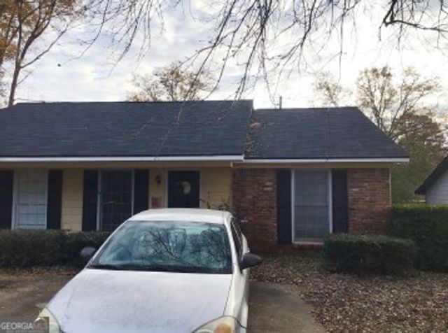 102 Peachtree Court, Lagrange, GA 30241
