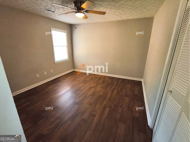 102 Peachtree Court, Lagrange, GA 30241