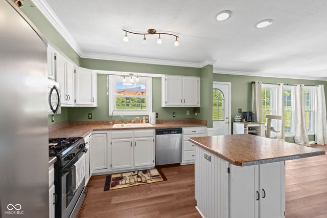 9961 N Gasburg Road, Mooresville, IN 46158