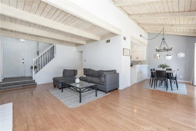 1546 Holly Court, Thousand Oaks, CA 91360