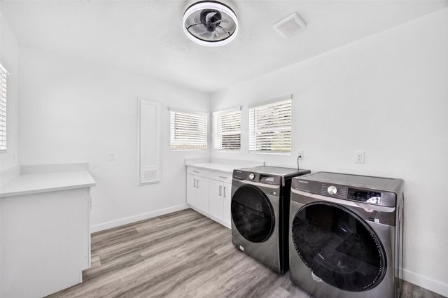 5032 Madalyn Lane, Houston, TX 77021