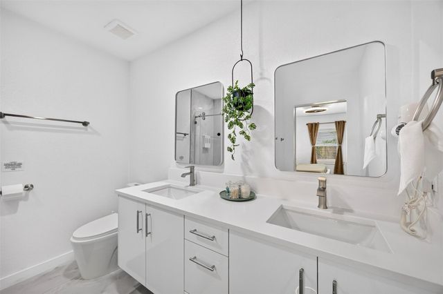5032 Madalyn Lane, Houston, TX 77021