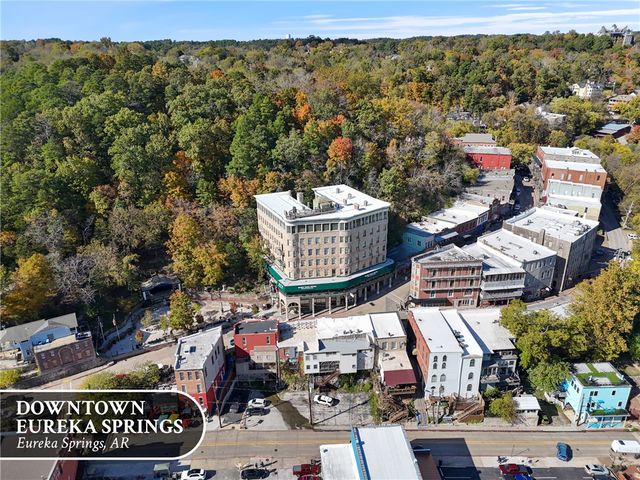115 Wall Street, Eureka Springs, AR 72632