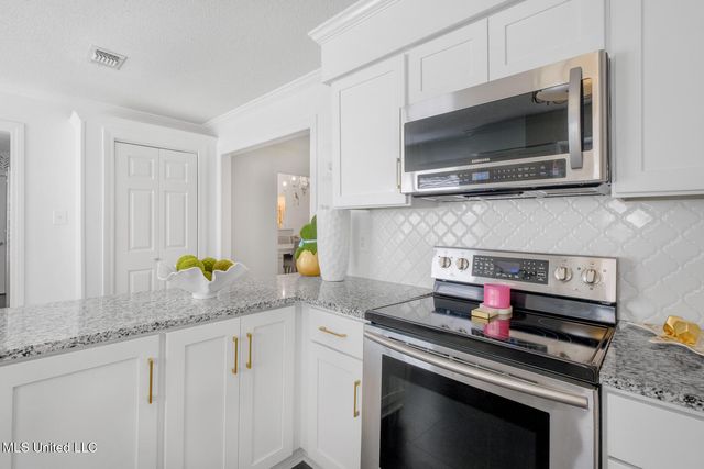 1 Epico Hollow Drive, Gulfport, MS 39507