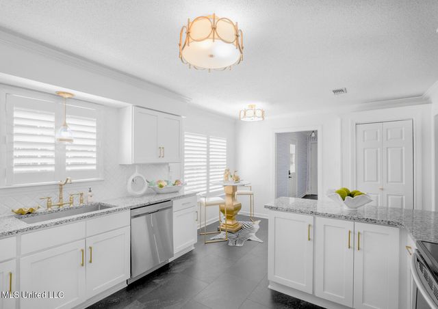 1 Epico Hollow Drive, Gulfport, MS 39507