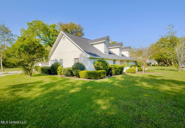 1 Epico Hollow Drive, Gulfport, MS 39507