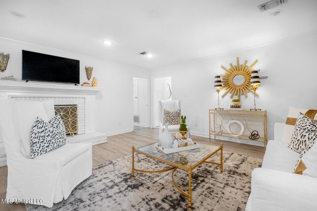 1 Epico Hollow Drive, Gulfport, MS 39507