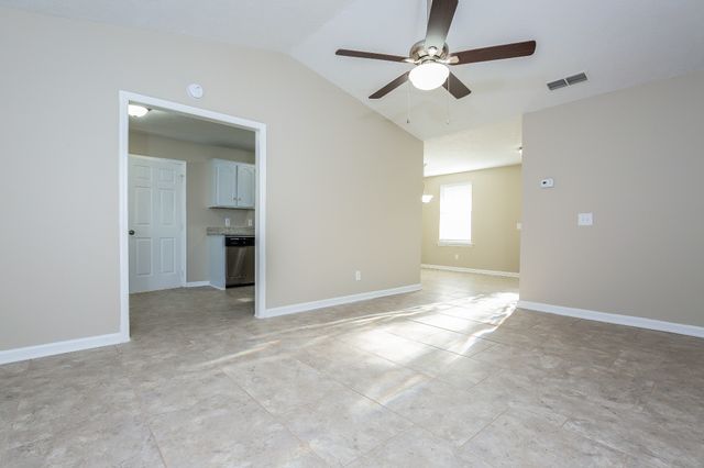 200 Oakmont Dr, La Vergne, TN 37086