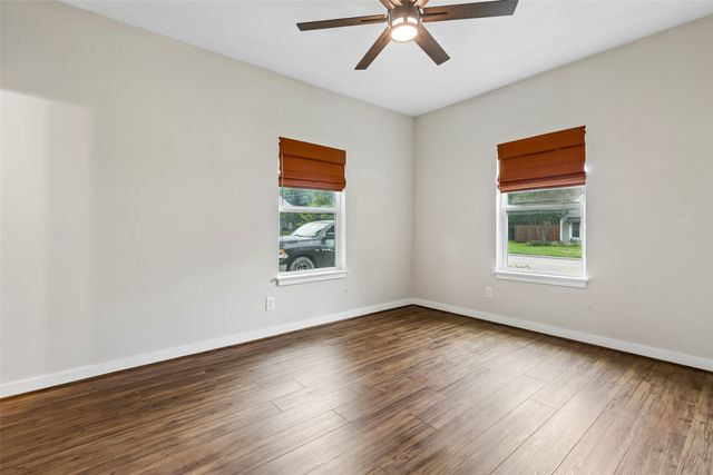 601 N Main Street, Farmersville, TX 75442