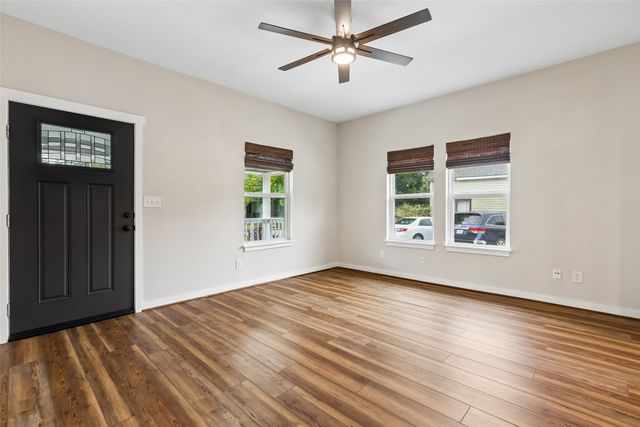 601 N Main Street, Farmersville, TX 75442