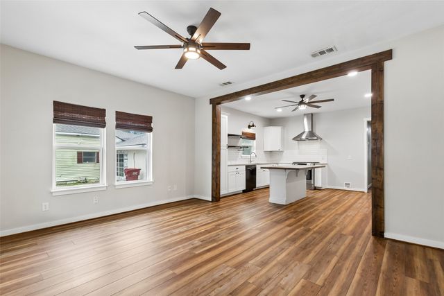 601 N Main Street, Farmersville, TX 75442