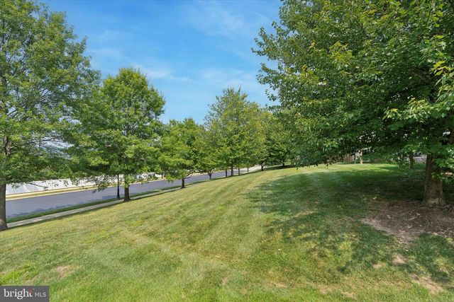 2721 FYNAMORE LN, Downingtown, PA 19335