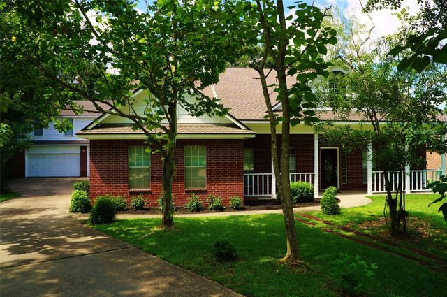 2429 Chantilly Lane, Conroe, TX 77384