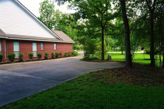 2429 Chantilly Lane, Conroe, TX 77384