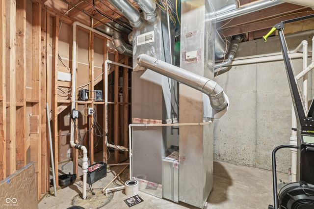 13884 Oliver Lane, Carmel, IN 46074