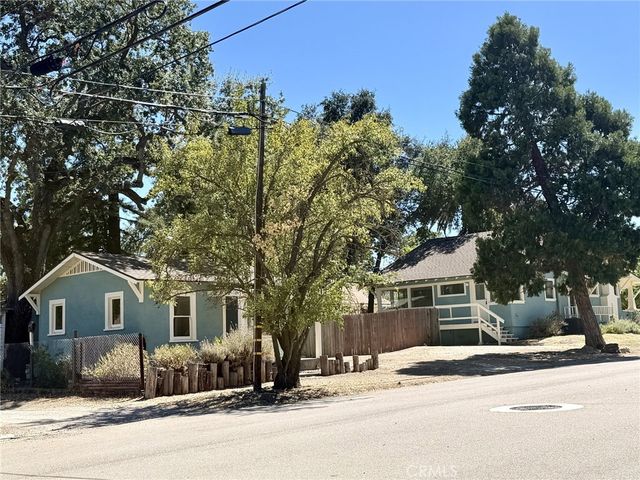 1844 Vine, Paso Robles, CA 93446