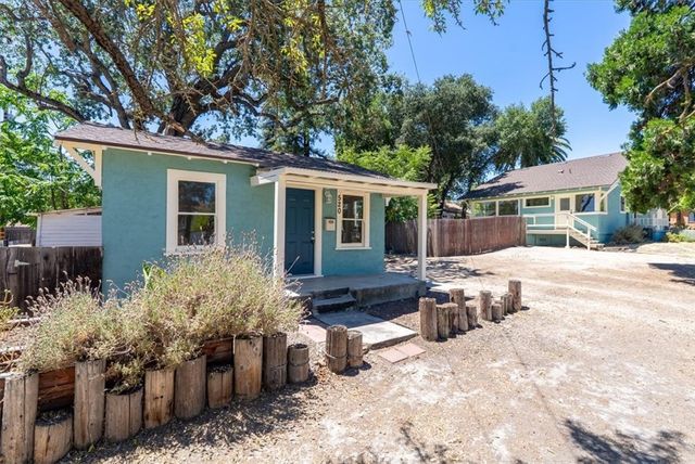 1844 Vine, Paso Robles, CA 93446