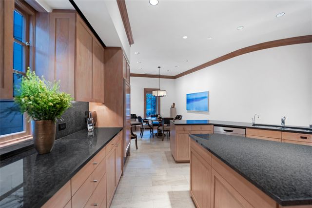 3901 Turtle Creek Boulevard, Residence 7, Dallas, TX 75219