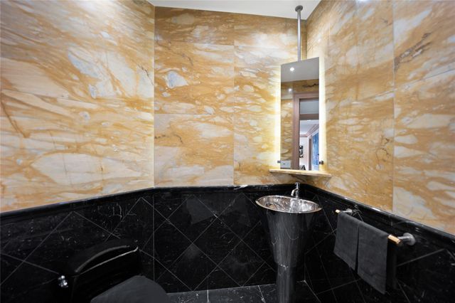 3901 Turtle Creek Boulevard, Residence 7, Dallas, TX 75219