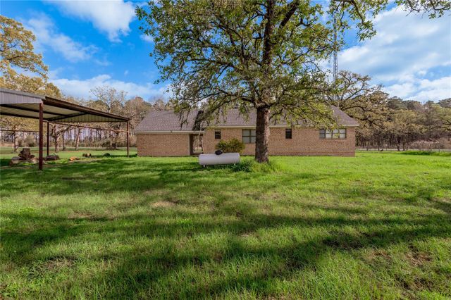 2155 W Us Highway 287, Groveton, TX 75845