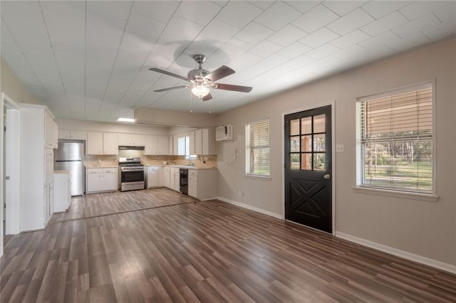 2155 W Us Highway 287, Groveton, TX 75845