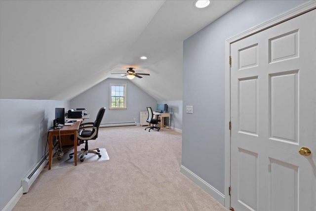 49 Stone Bridge Lane, Jericho, VT 05465
