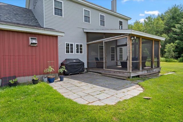49 Stone Bridge Lane, Jericho, VT 05465