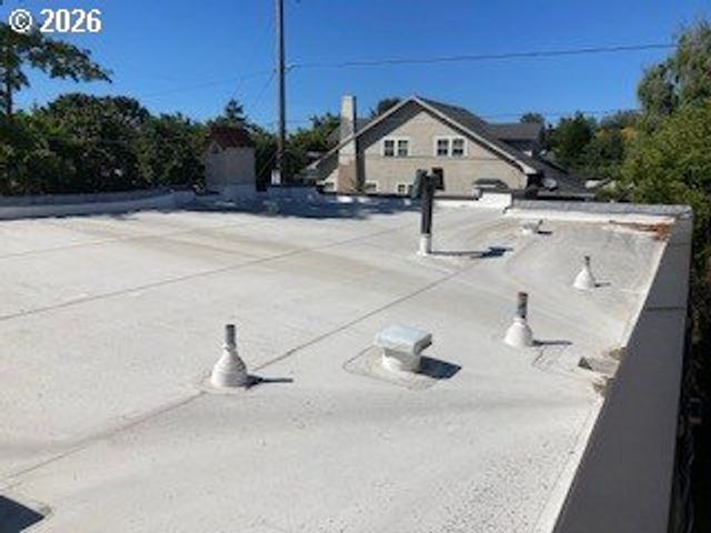 2010 Se SHERMAN St, Portland, OR 97214