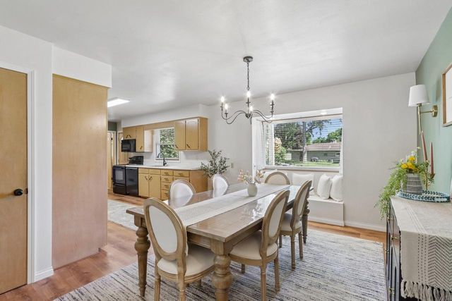 605 5th Street, Waunakee, WI 53597