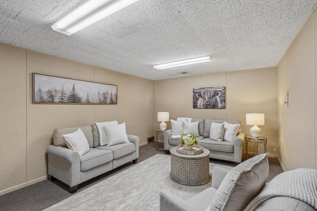 605 5th Street, Waunakee, WI 53597