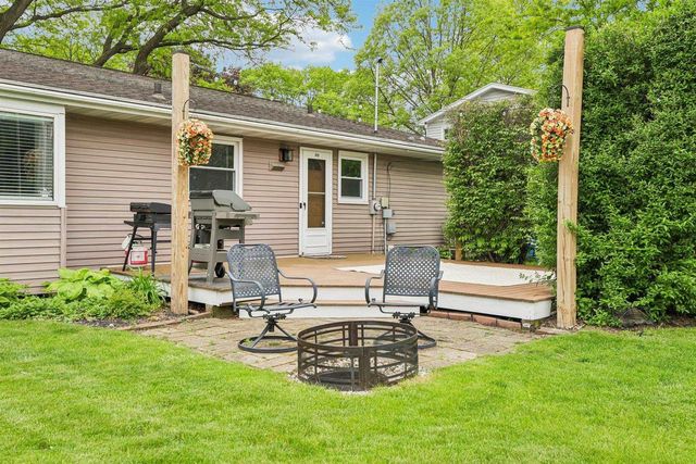 605 5th Street, Waunakee, WI 53597