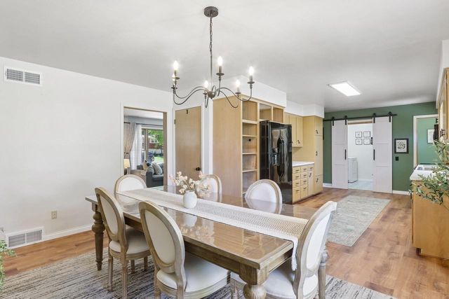 605 5th Street, Waunakee, WI 53597
