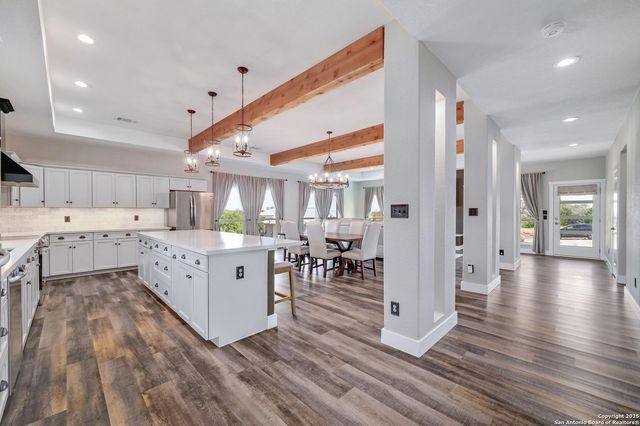 121 Jacob Dearing, Blanco, TX 78606