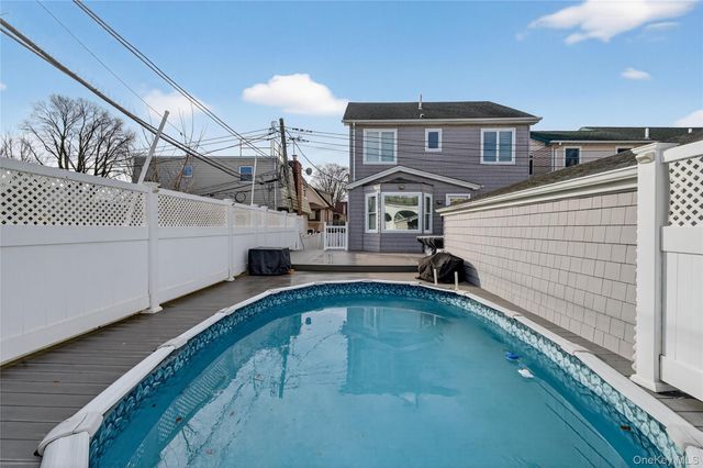 20 Hyman Court, Brooklyn, NY 11229