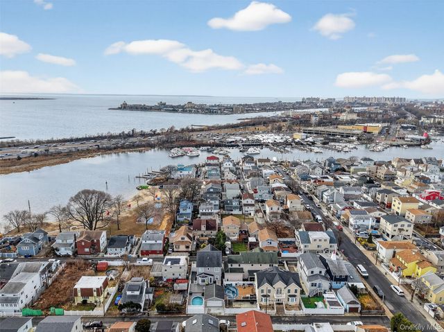 20 Hyman Court, Brooklyn, NY 11229